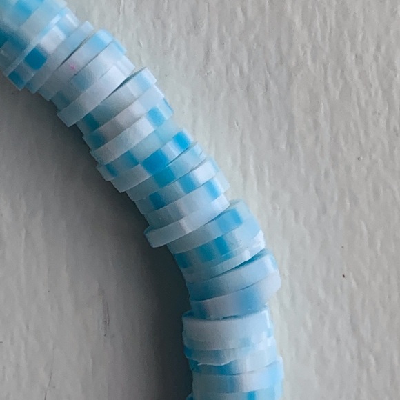 Handmade clay bead blue/white smile bead stretchy - Picture 3 of 4